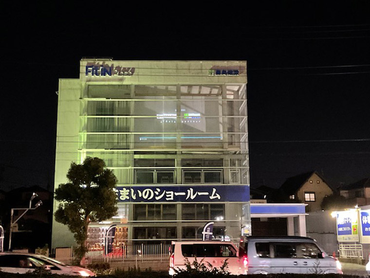 特注サイズリア透過タペストリースクリーン02