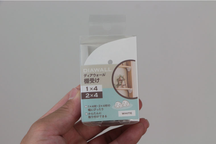 天井や壁に穴を開けずにディアウォールを使って天吊り金具スパイダーを設置する方法