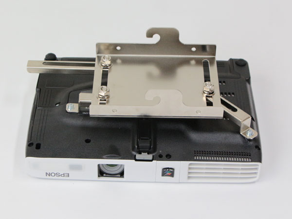 EPSON EB-1751天吊金具スパイダー2を固定する方法