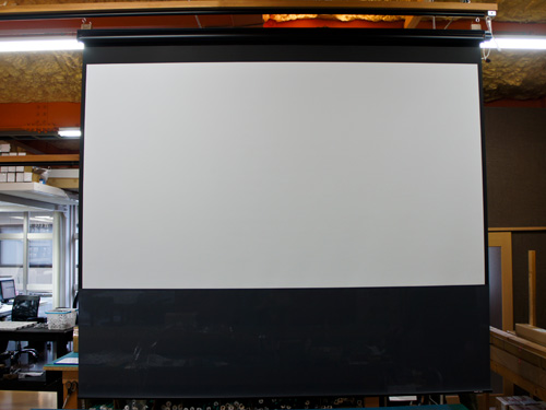 ブラックサウンド生地に変更したスクリーンを製作しました。